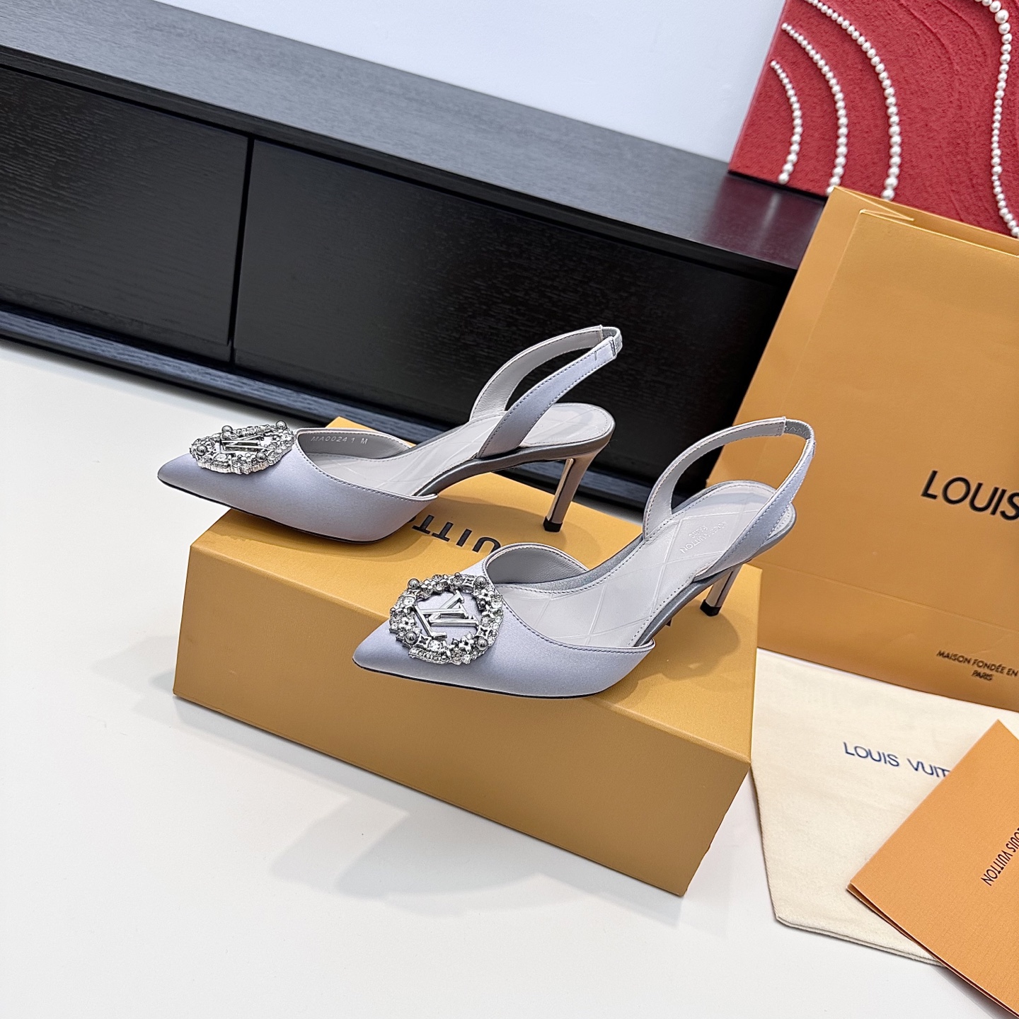 Women's high heels